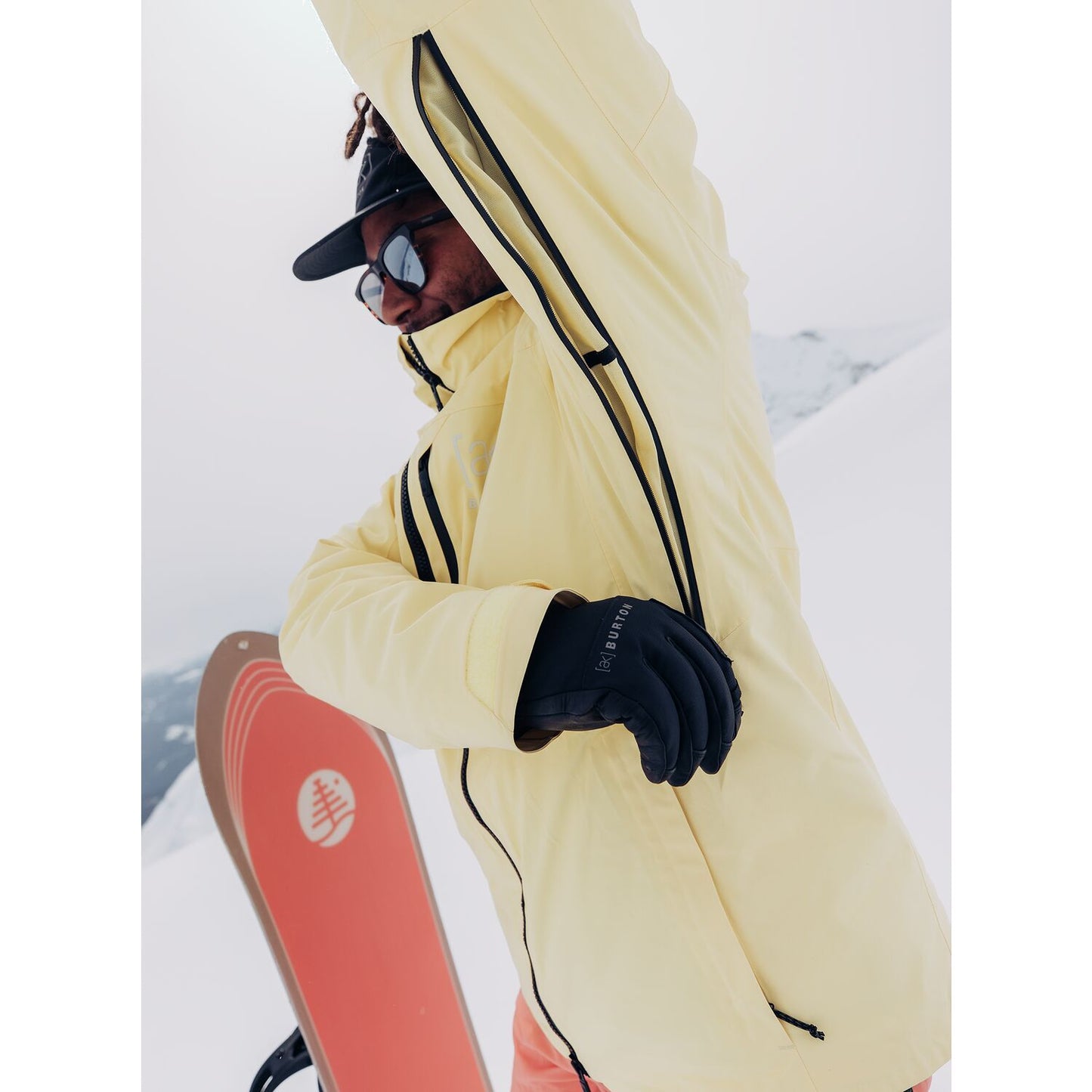 Men's Burton [ak] Helitack GORE-TEX 2L Stretch Jacket Buttermilk Snow Jackets