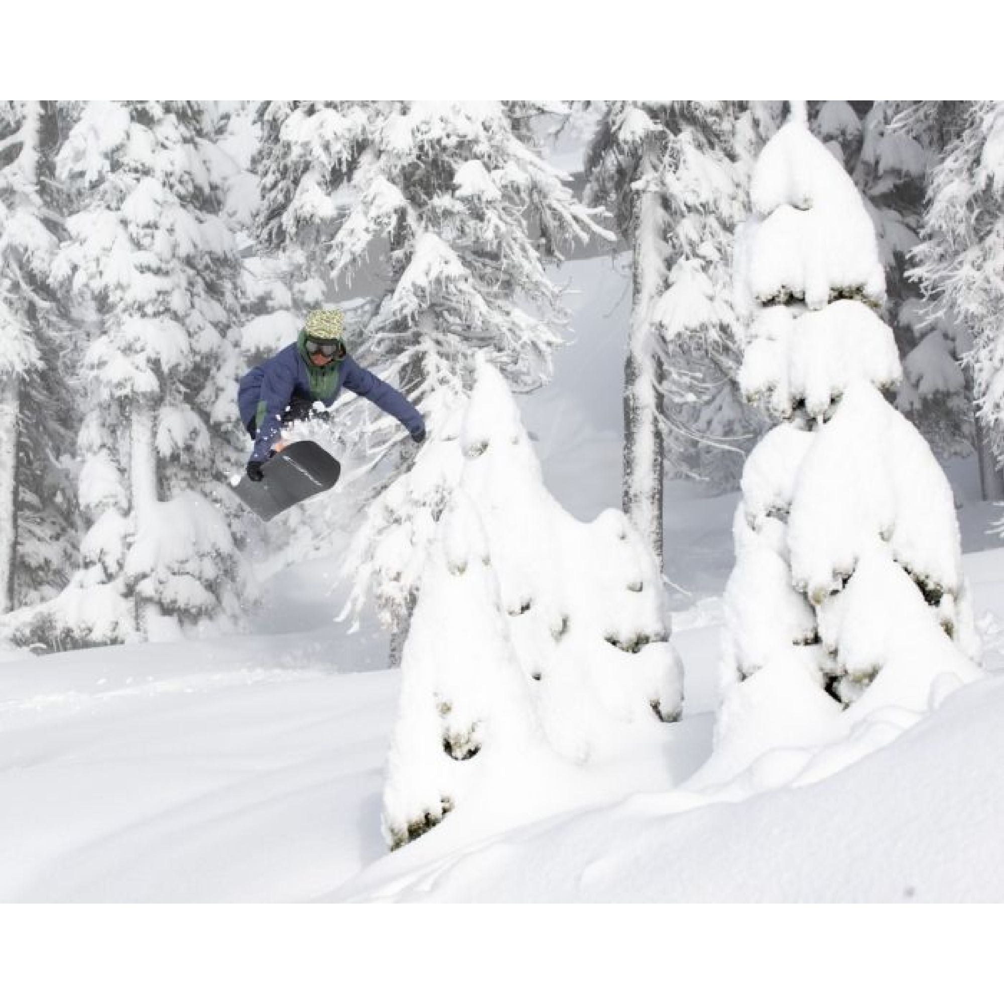 GNU Gremlin Snowboard 2025 – Dreamruns.com