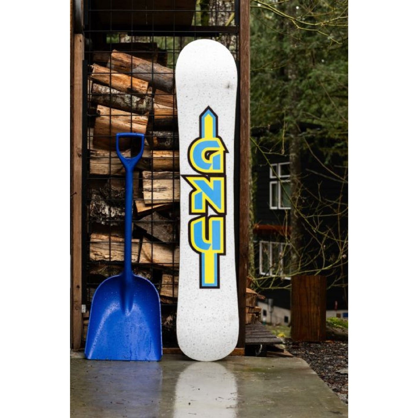 GNU Antigravity Snowboard 2025 162W - GNU Snowboards