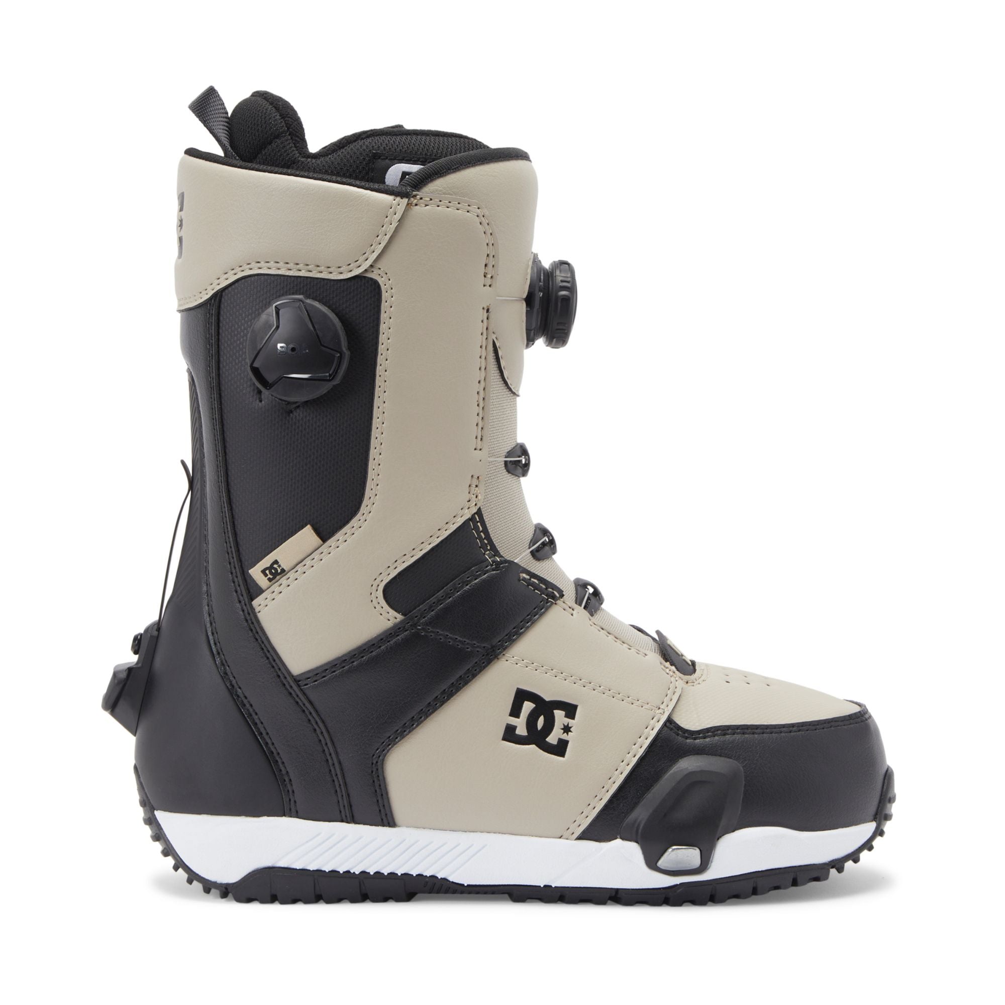 Dc white outlet snowboarding boots