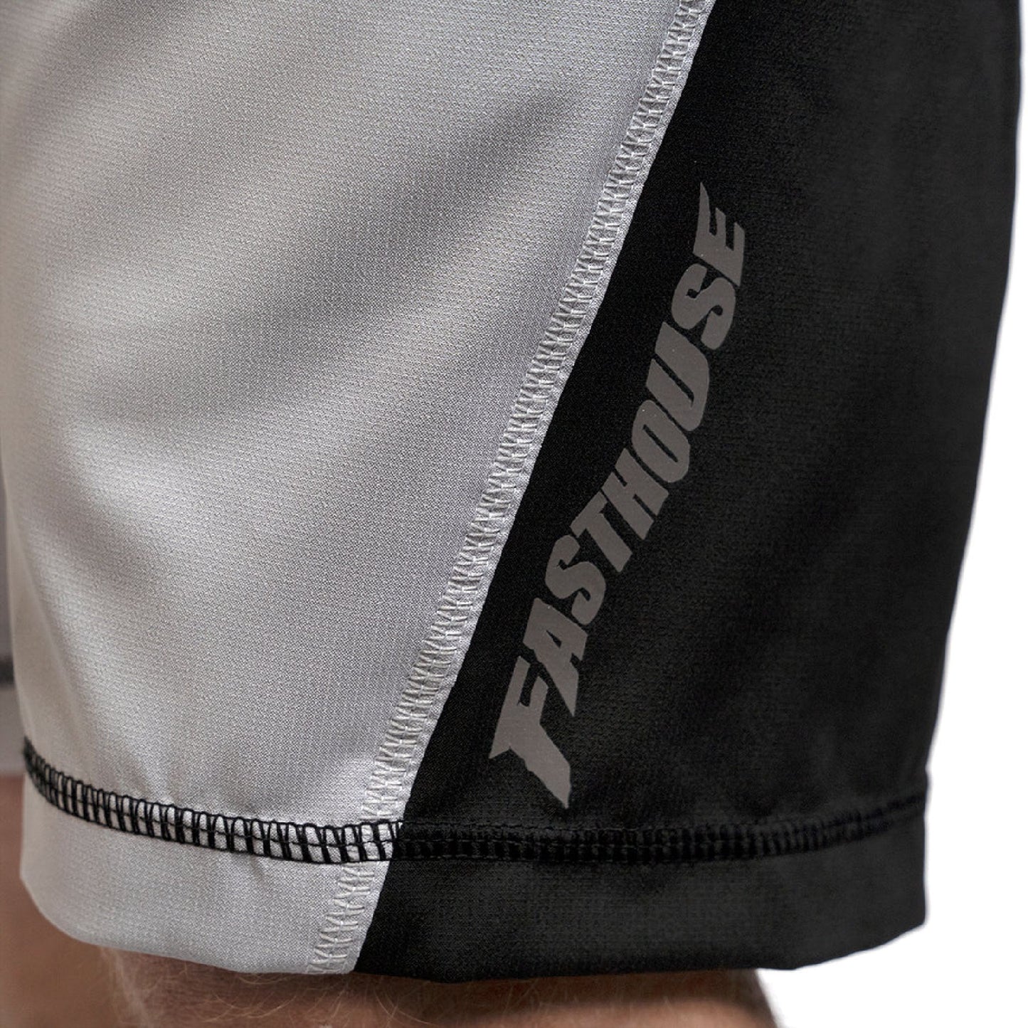 Fasthouse Crossline 2.0 Velocity Short Silver/Black Bike Shorts
