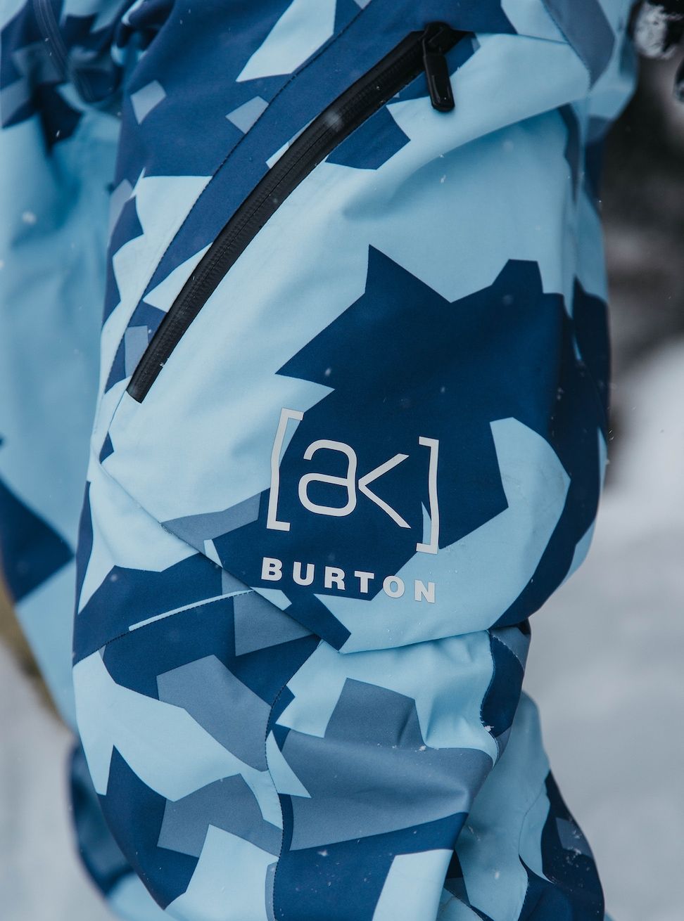Men's Burton [ak] Cyclic GORE-TEX 2L Bib Pants Geocamo Snow Pants