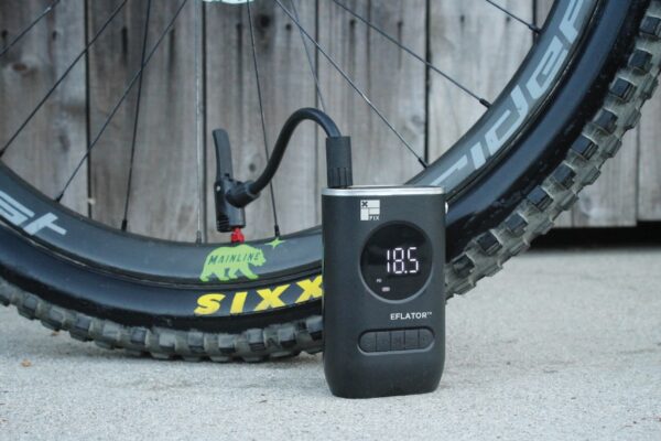 Fix Manufacturing Eflator Digital Tire Pump - Fix Manufacturing Bike Pumps