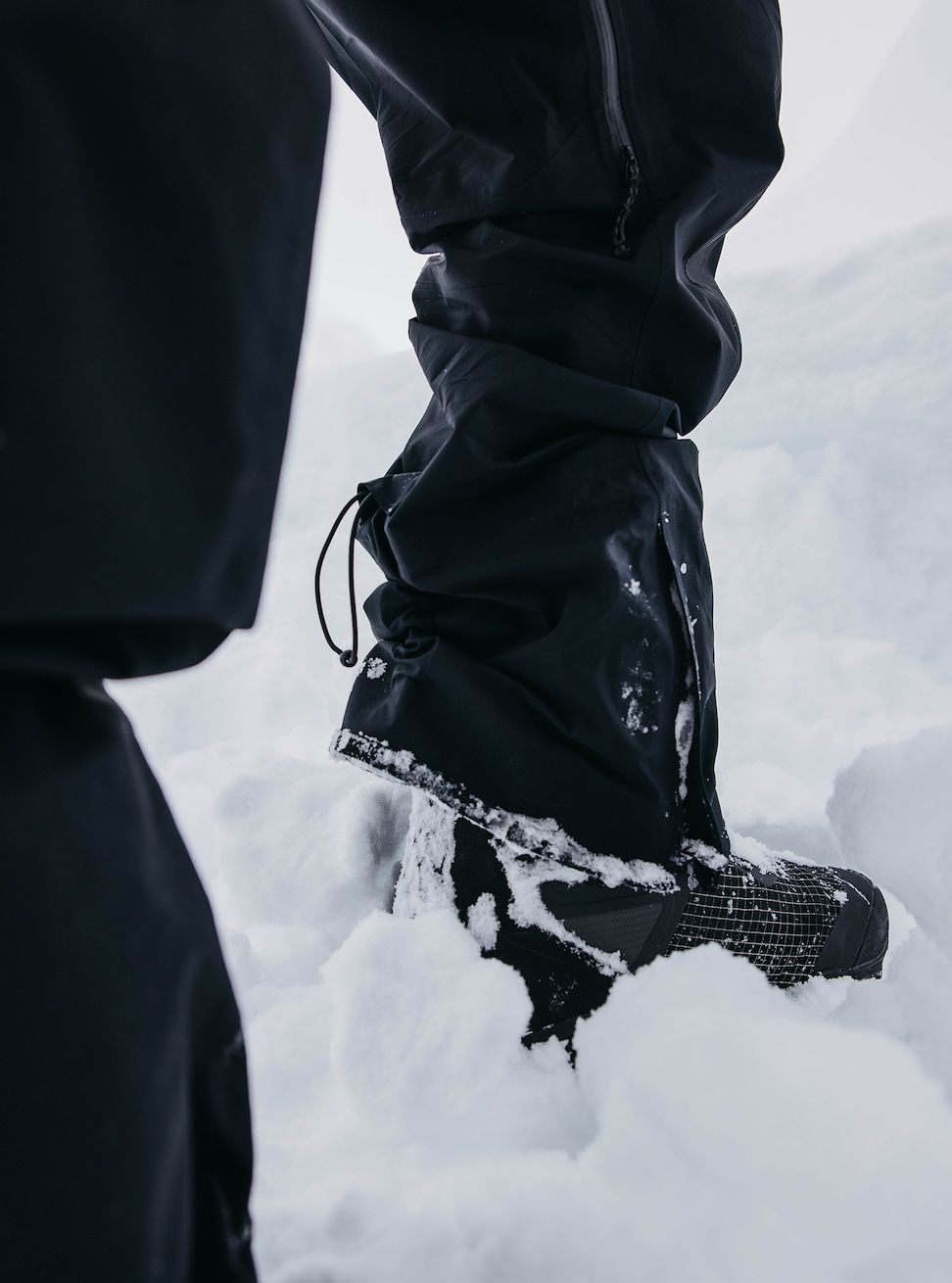 Men's Burton [ak] Hover GORE-TEX PRO 3L Pants True Black Snow Pants