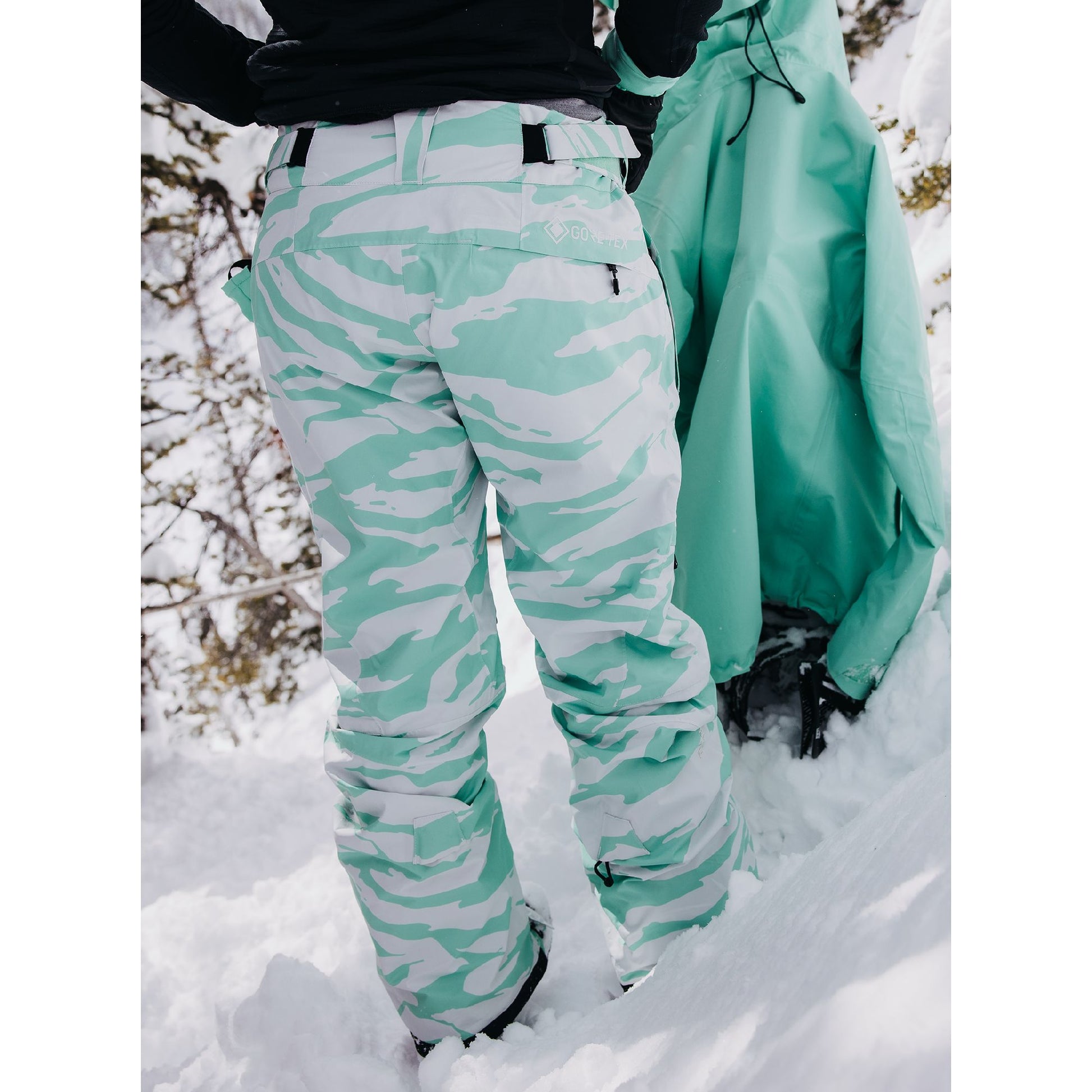 Women's Burton [ak] Summit GORE-TEX 2L Insulated Pants Oversized Zebra - Burton Snow Pants