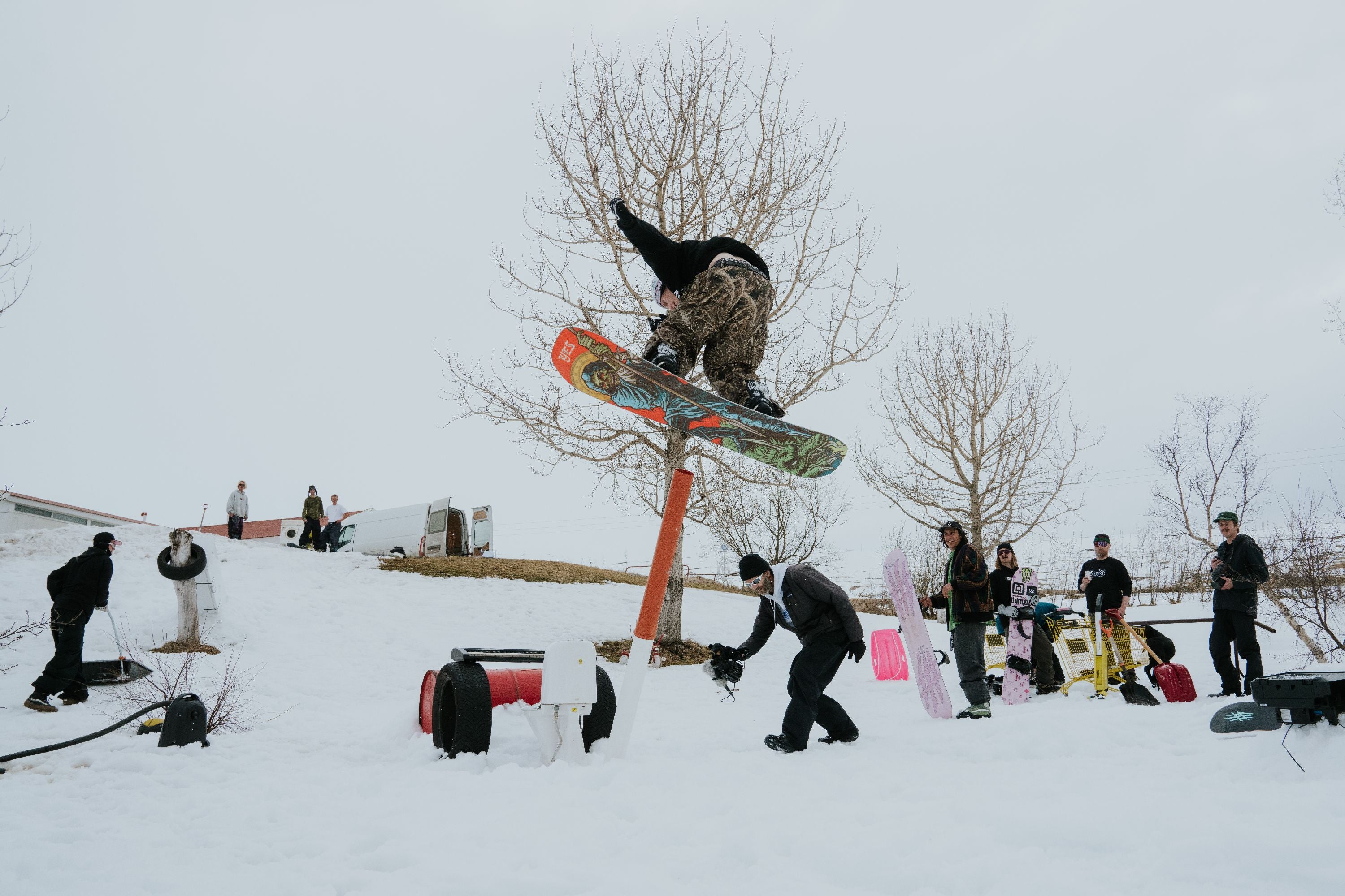 Yes All-In Snowboard 2025 – Dreamruns.com Yes All-In Snowboard 2025 – Dreamruns.com