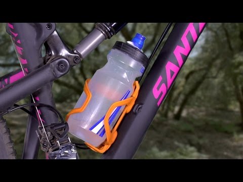 Side entry water store bottle cage bike